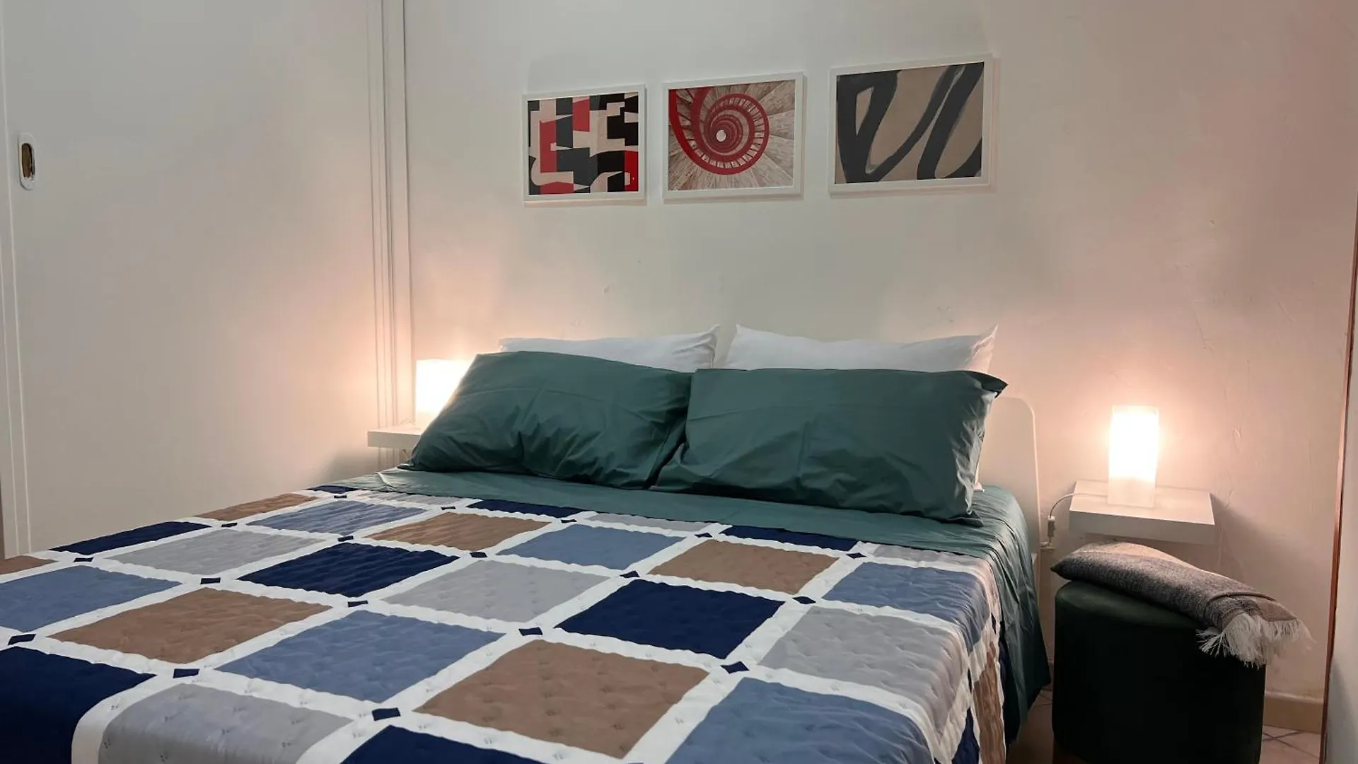 Casa Tua Al Centro Di Napoli Apartment