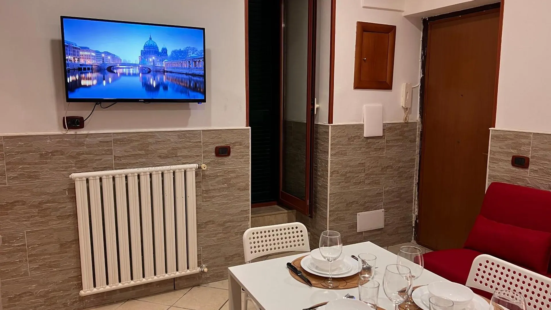 Casa Tua Al Centro Di Napoli Apartment 0*, Naples